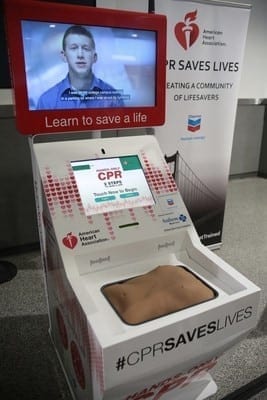 oakland international airport cpr kiosk